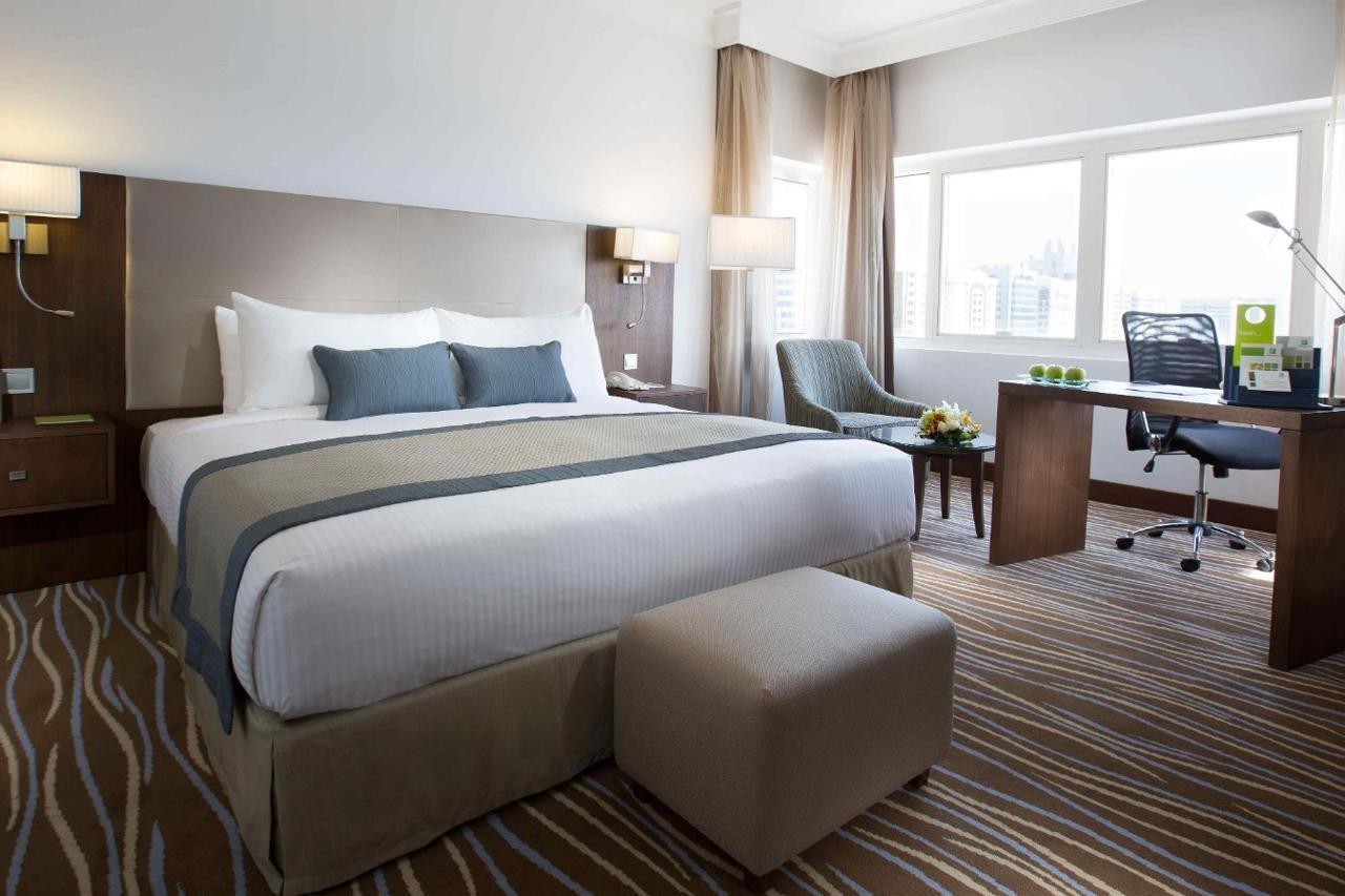 Copthorne Downtown By Millennium Abu Dhabi Exterior foto