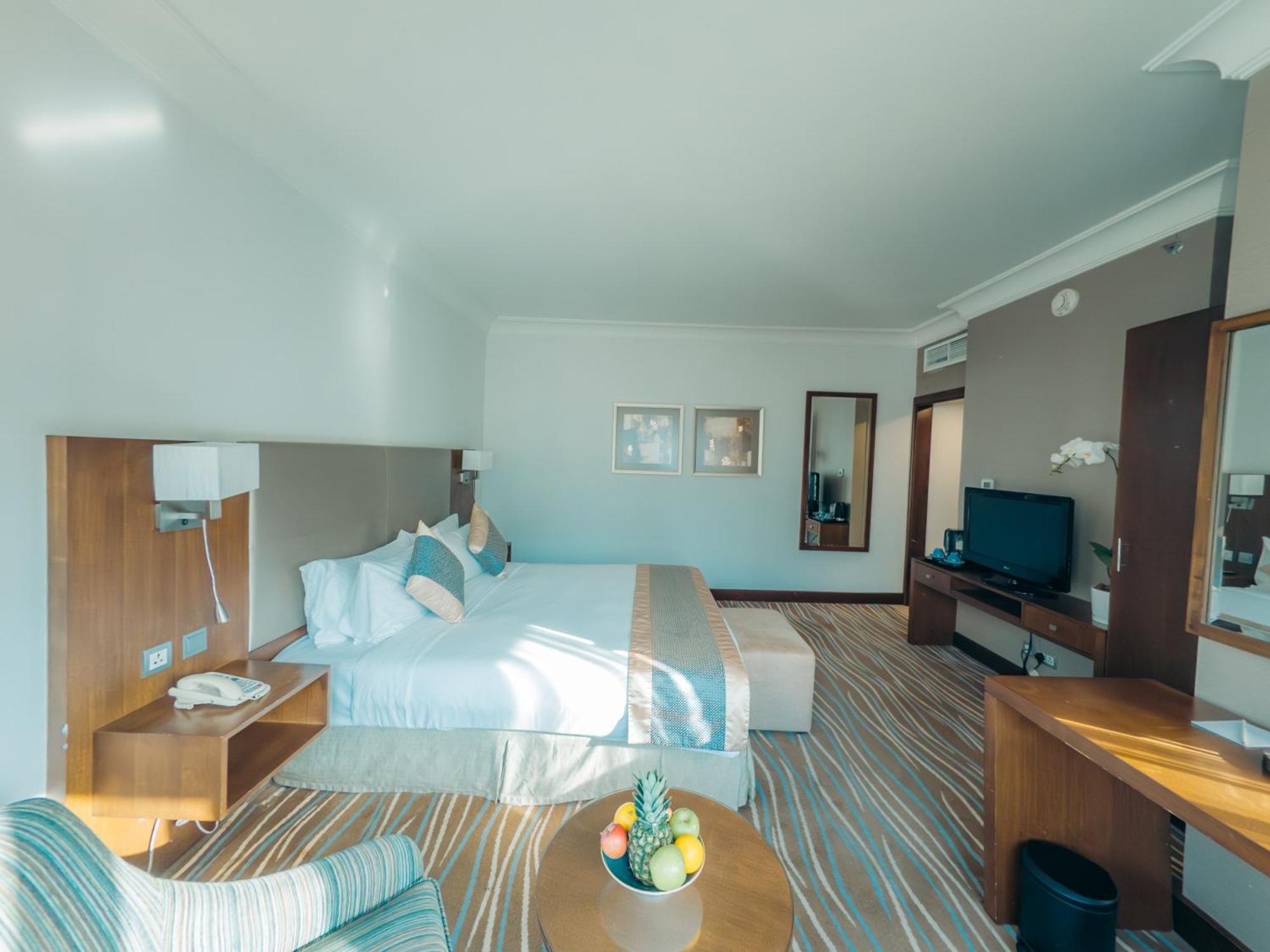Copthorne Downtown By Millennium Abu Dhabi Exterior foto