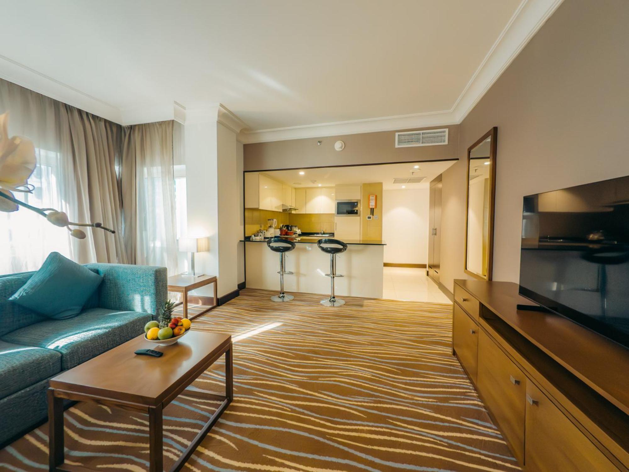 Copthorne Downtown By Millennium Abu Dhabi Exterior foto